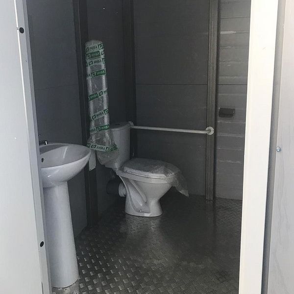 Теплая туалетная кабина Комфорт 107