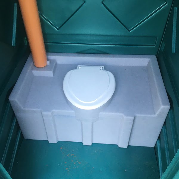 Туалетная кабина - биотуалет 0181а