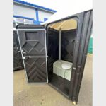 Туалетная кабина черная 00111