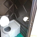 Туалетная кабина черная биотуалет эконом 041