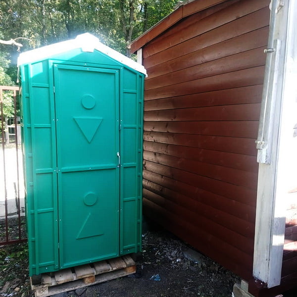 Туалетная кабина Дачник Универсал 053