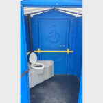 Туалетная кабина для инвалидов 0046