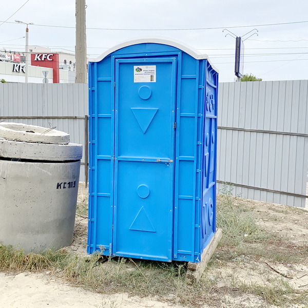 Туалетная кабина круглая крыша 00003