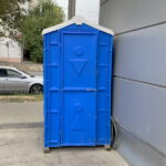 Пластиковая туалетная кабина 00003