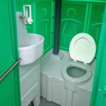 Пластиковая туалетная кабина 00016