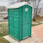 Пластиковая туалетная кабина 00039