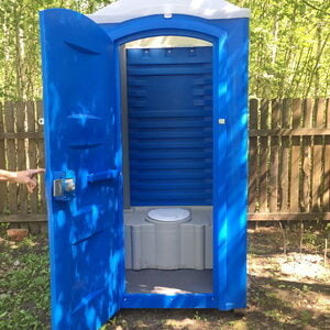 Туалетная кабина биотуалет для дачи 013