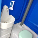 Пластиковая туалетная кабина 00236