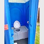 Пластиковая туалетная кабина 00267