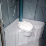 Пластиковая туалетная кабина 00280