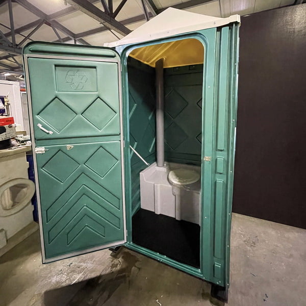 Туалетная кабина - биотуалет 0301а